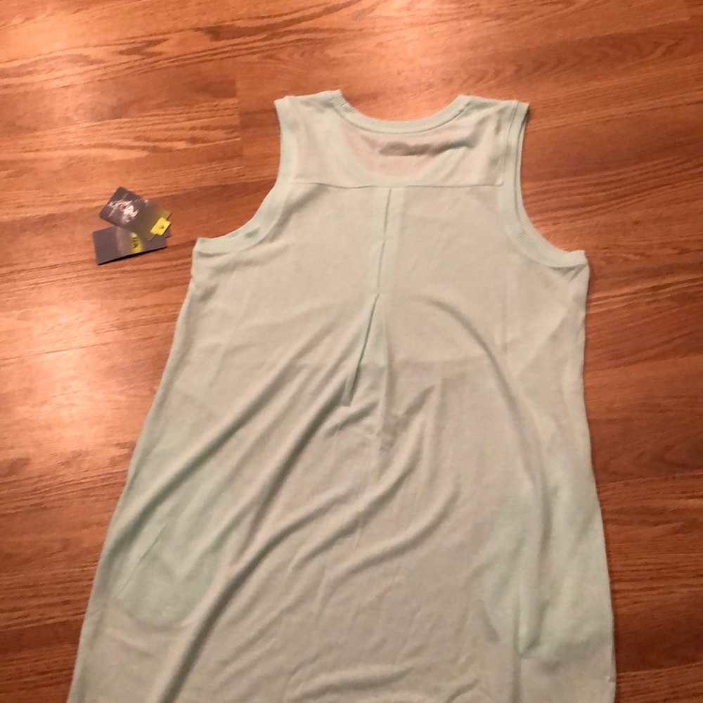 NWT TekGear DryTek soft mint green 2 pocket dress - Picture 2 of 8